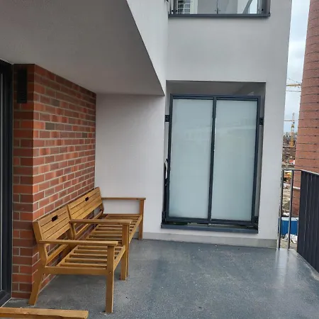 Bohema Na Szwedzkiej, Metro