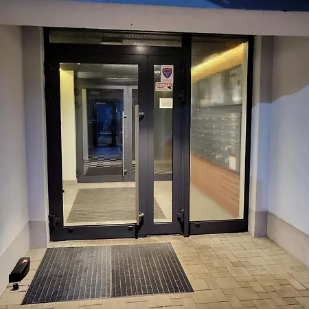 Apartamento Bohema Na Szwedzkiej, Metro Varsovia